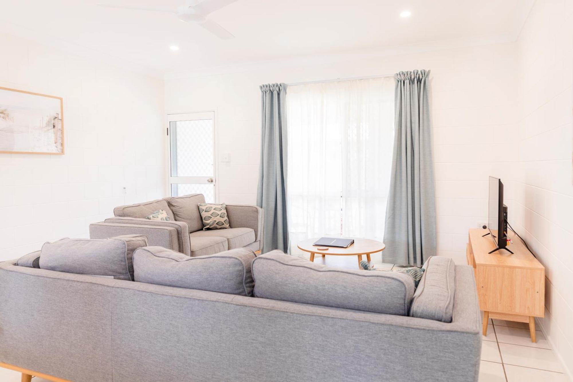 Palm View Holiday Apartments Bowen Luaran gambar