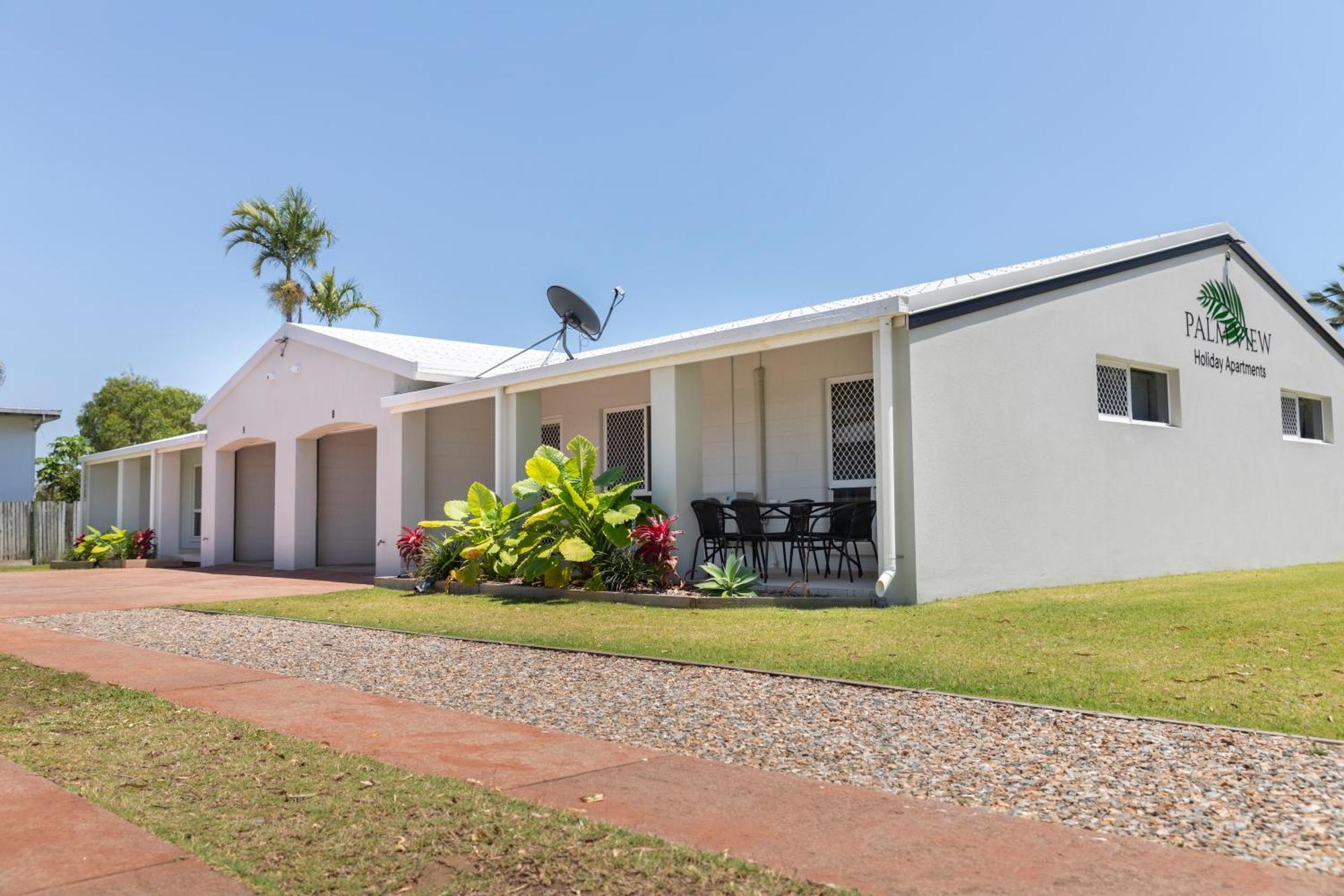 Palm View Holiday Apartments Bowen Luaran gambar